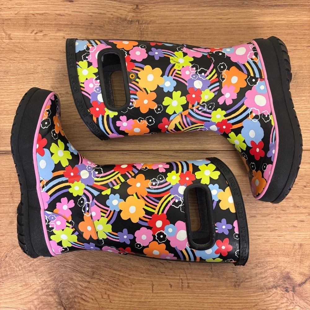 BOGS Rainbow Flower Rain Boot Black Multi Kids Size 11 Rubber Waterproof Printed